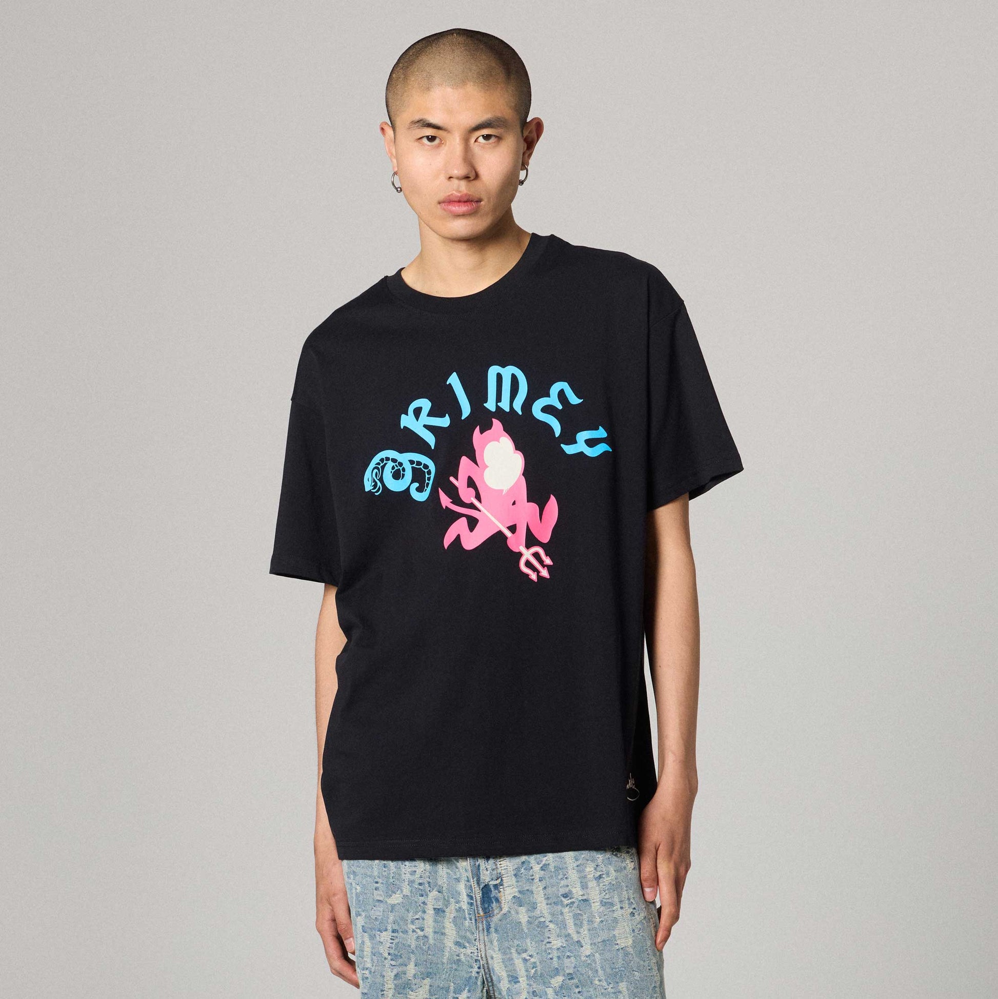 Camiseta negra Grimey Droppin Science Regular con diseño gráfico en el frente, manga larga y estilo casual.