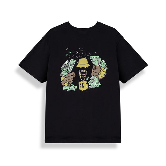 Das schwarze Charakter-T-Shirt