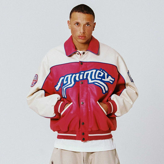 Chaqueta de cuero sintético Wild One en rojo lavado de la marca Grimey, con diseño moderno y detalles de moda.
