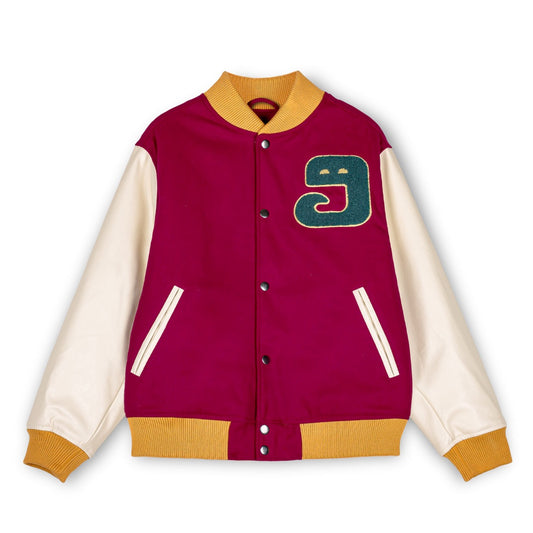 Chaqueta de baseball Grimey "LUST MANTRA" en vino, con diseño de moda para otoño 2022, vista en la imagen.