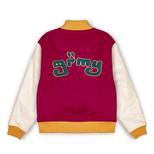 Chaqueta de baseball Grimey "LUST MANTRA" en vino, estilo casual para otoño, con detalles en amarillo y diseño moderno.