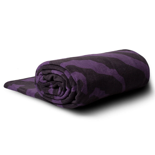 Grimey Mysterious Vibes blanket FW19 Purple