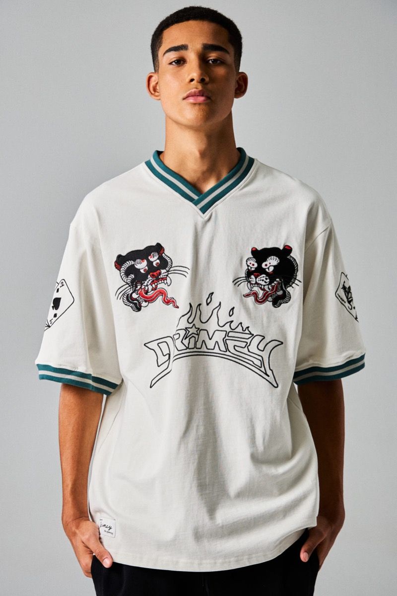 Camiseta Grimey Deeper V Neck Oversize Off White